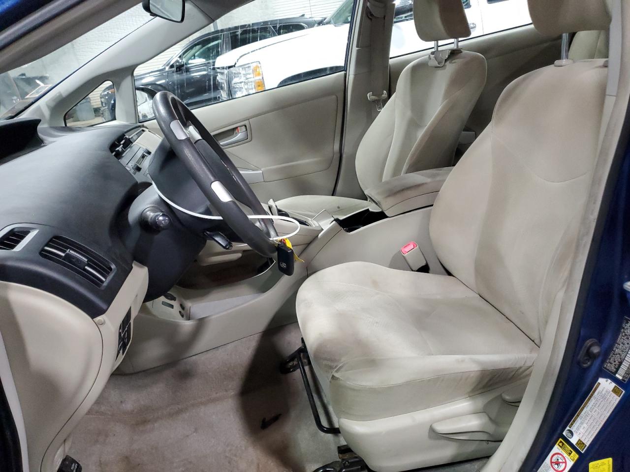 2011 Toyota Prius - Image 7