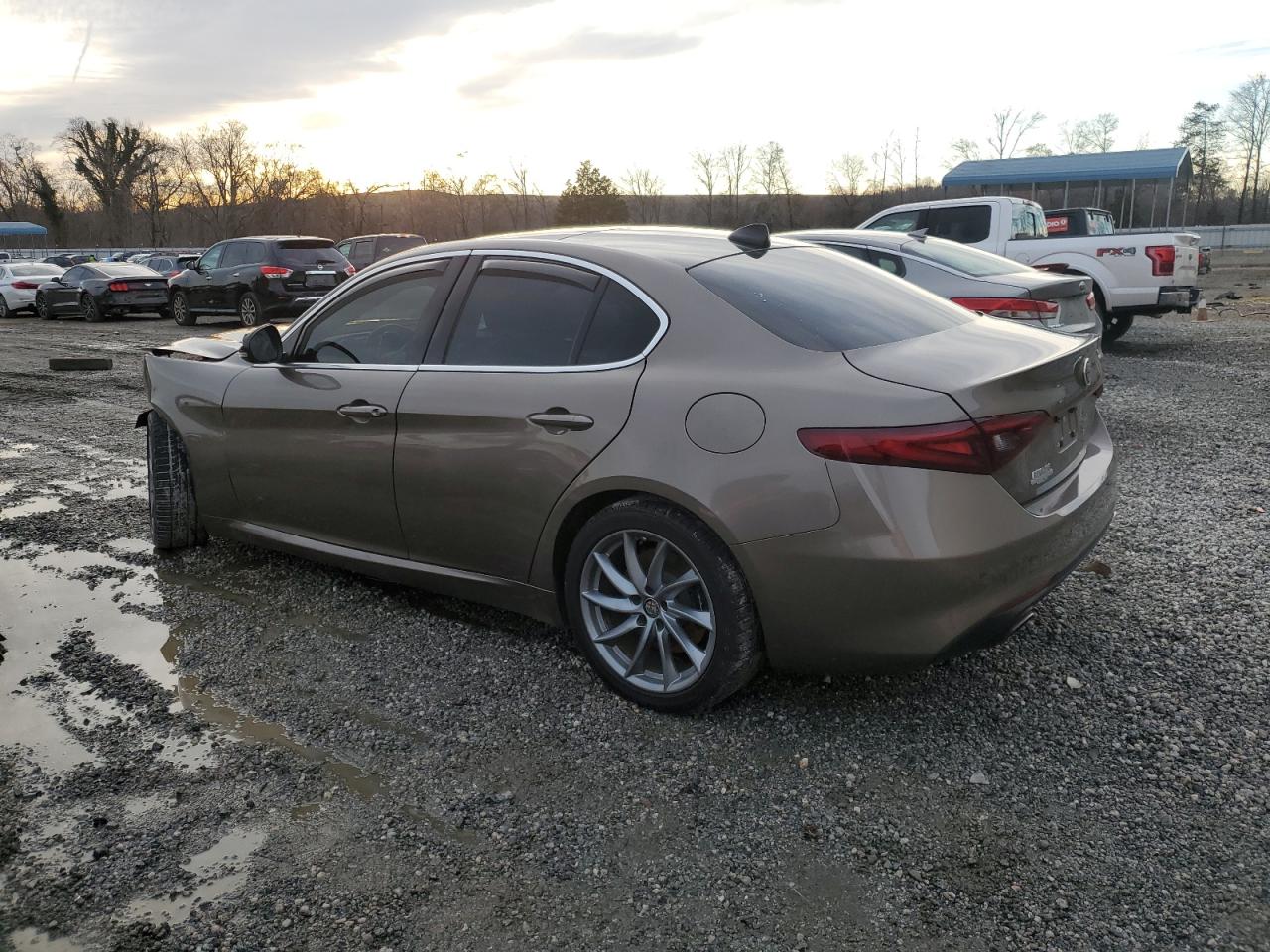 2019 Alfa Romeo Giulia - Image 2