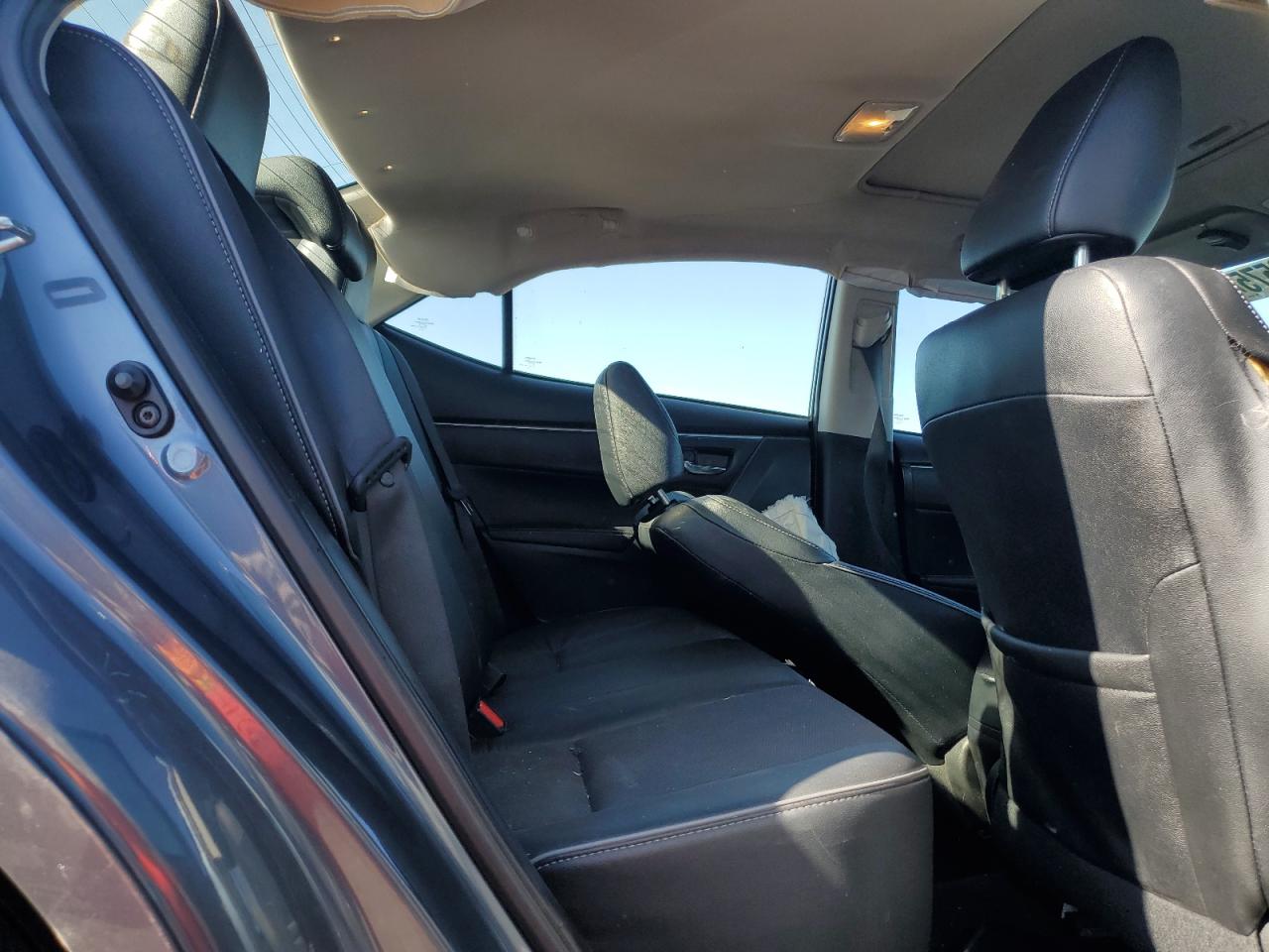 2014 Toyota Corolla - Image 10