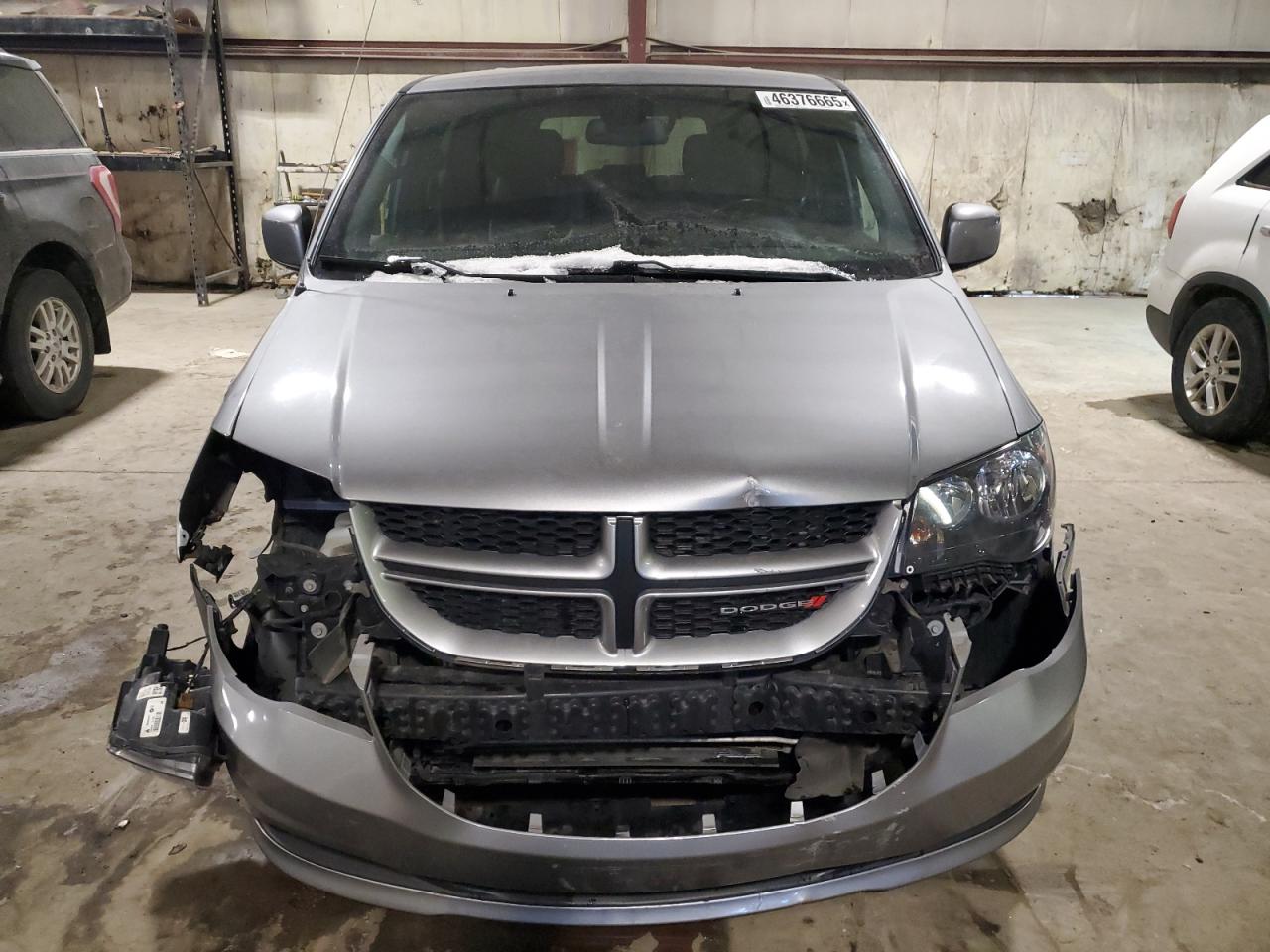 2019 Dodge Caravan - Image 5
