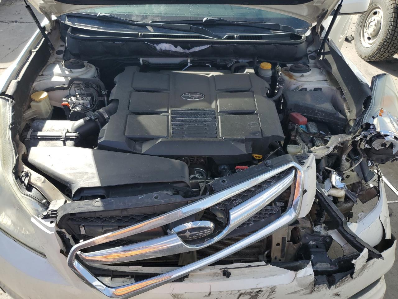 2010 Subaru Legacy - Image 12