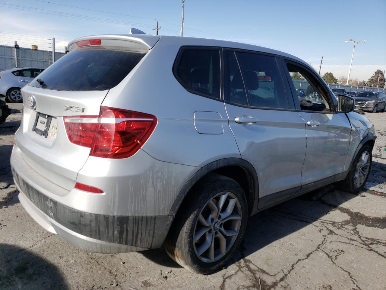 2011 BMW X3 - Image 3