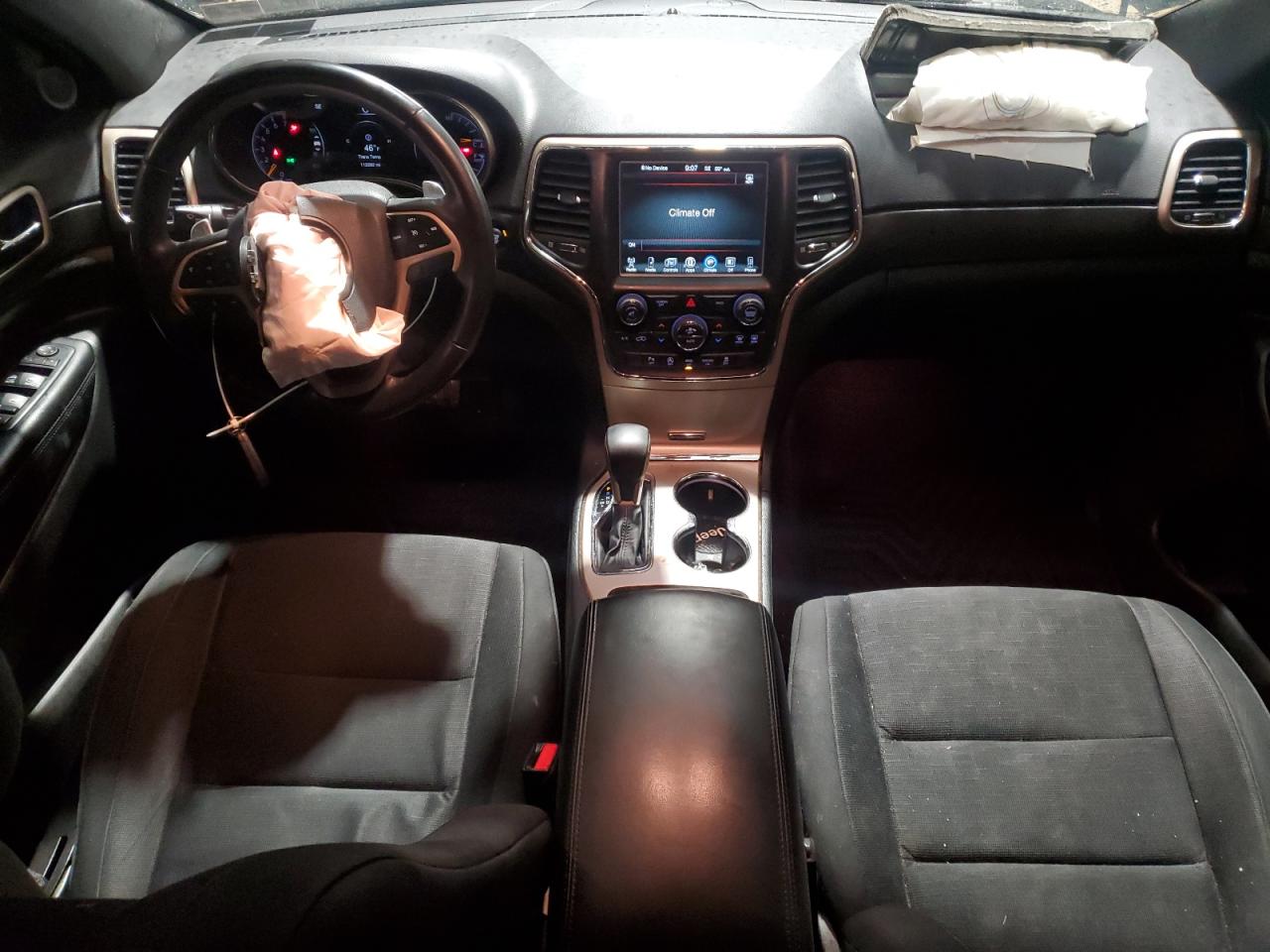 2017 Jeep Grand Cherokee - Image 8