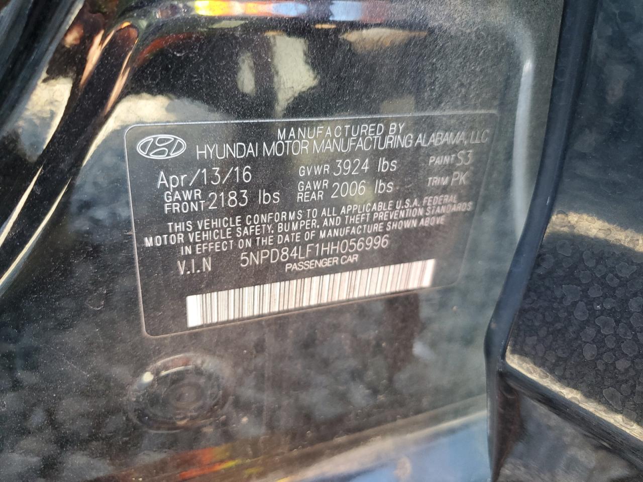 2017 Hyundai Elantra - Image 12