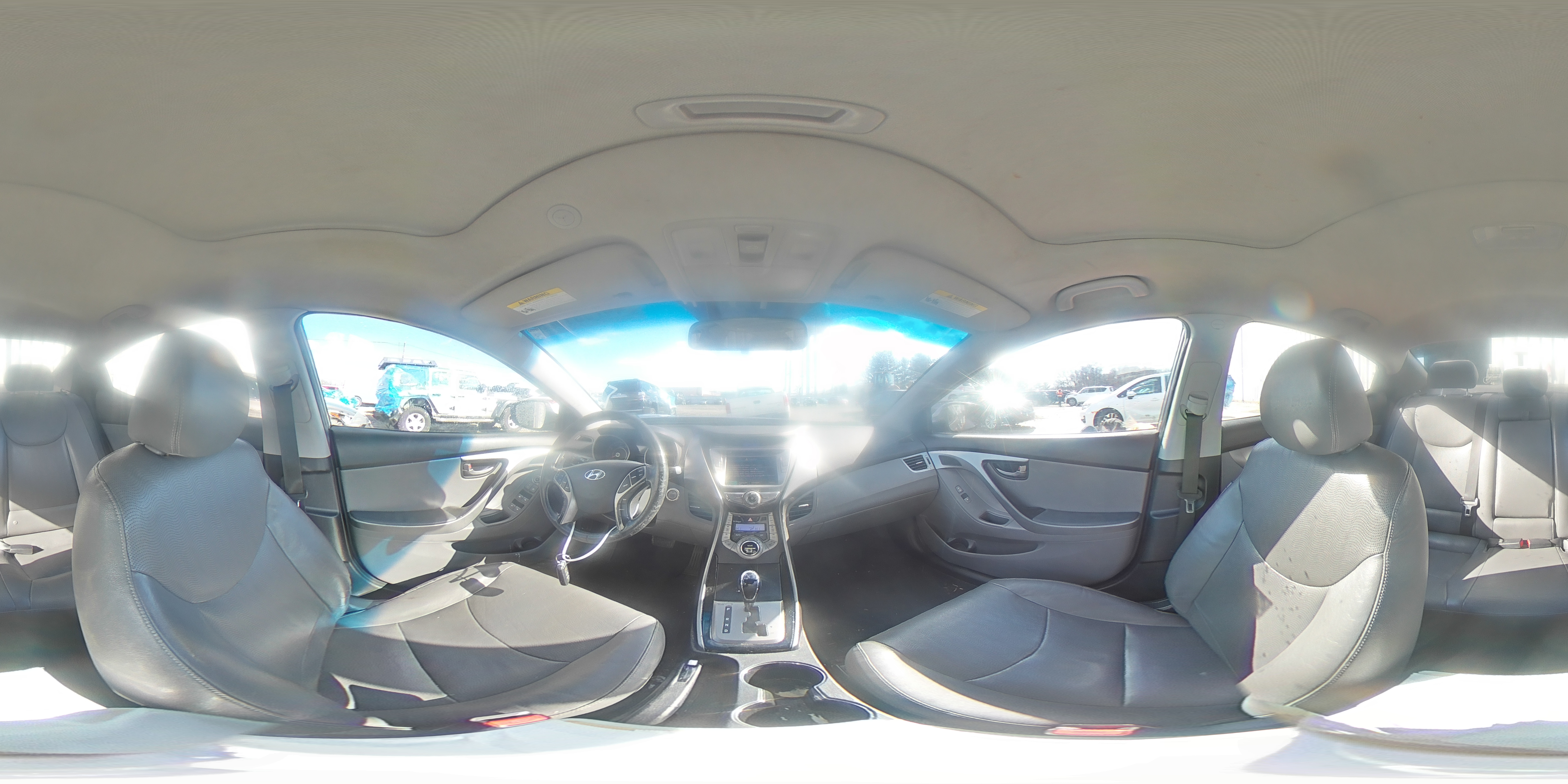 2013 Hyundai Elantra - Image 14