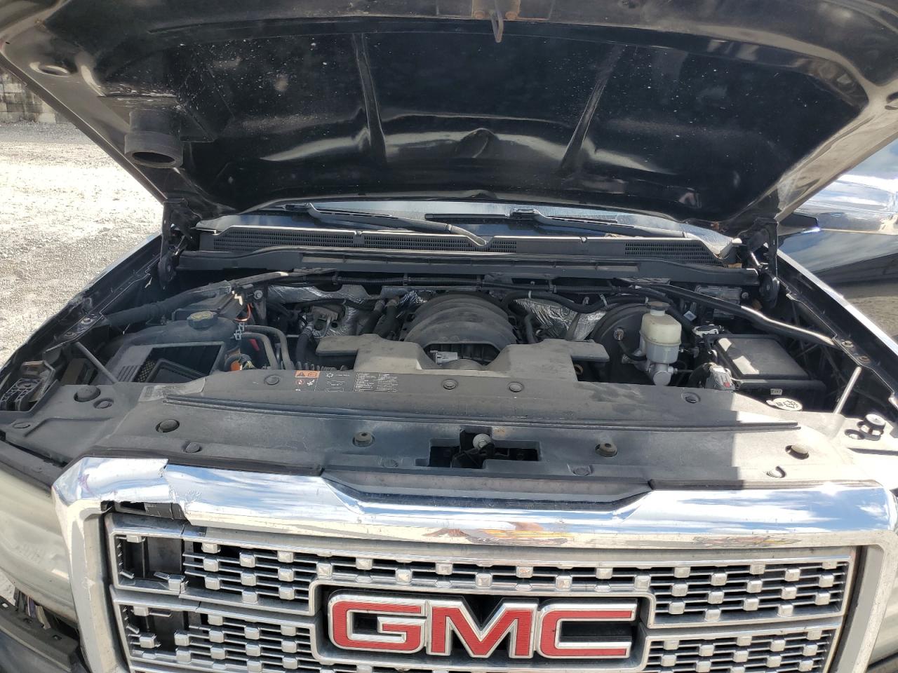 2016 GMC Sierra - Image 11