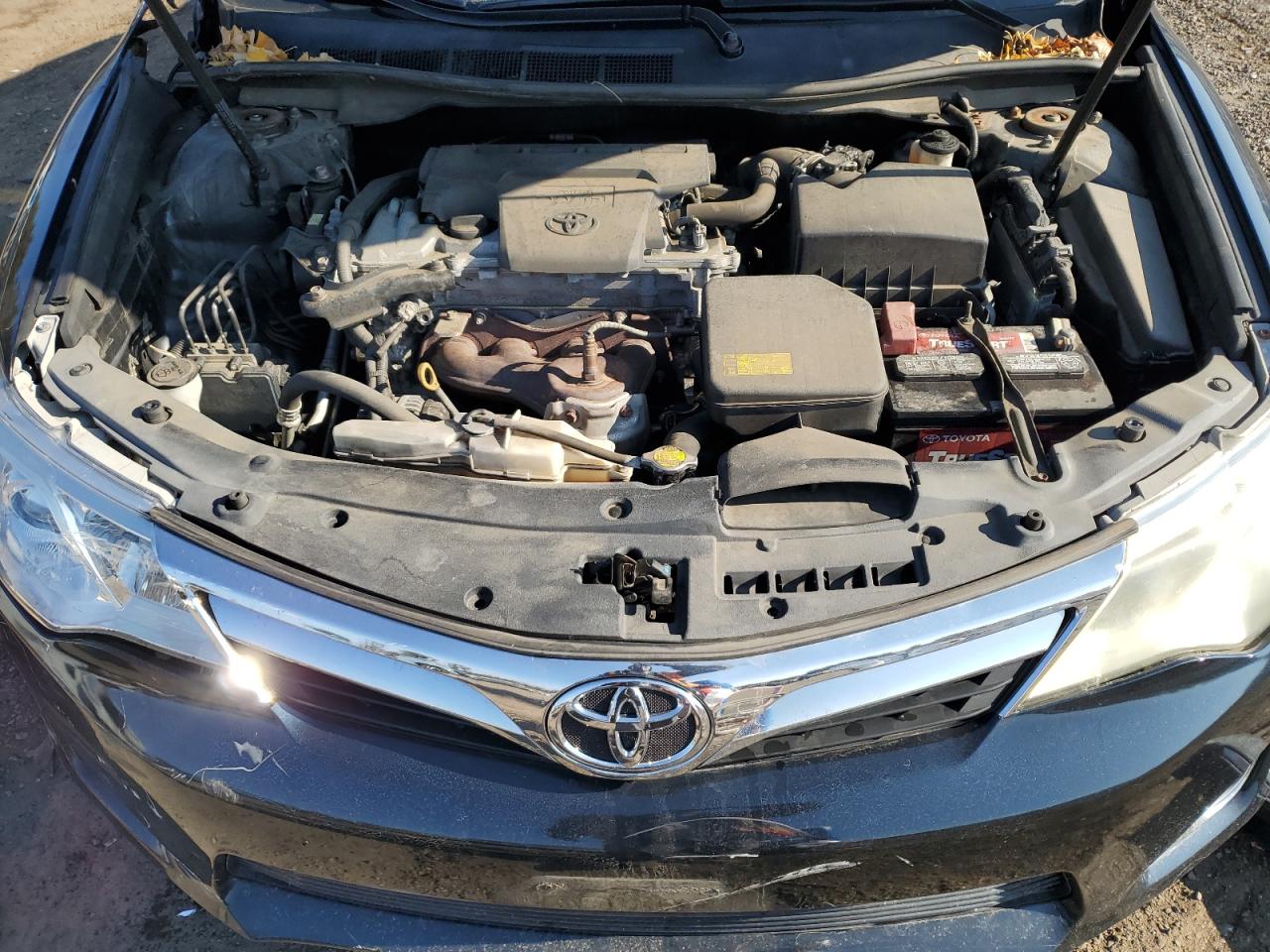 2014 Toyota Camry - Image 12