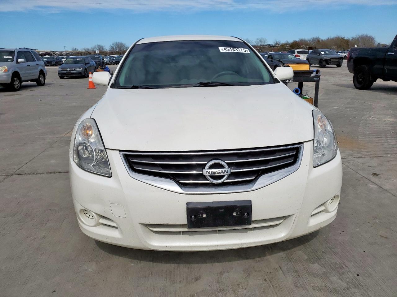 2011 Nissan Altima - Image 5