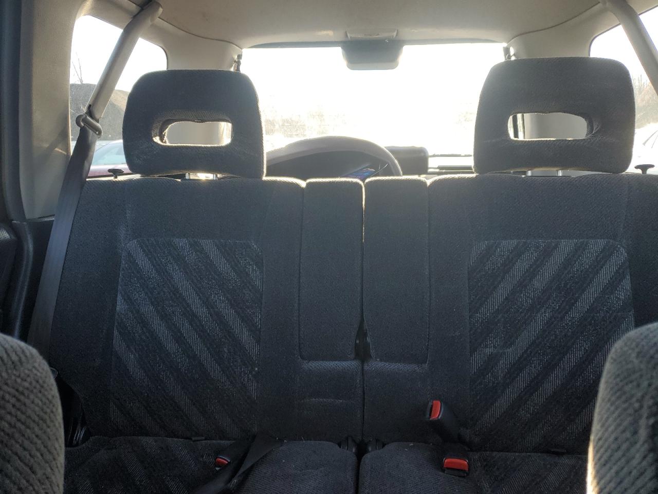 2000 Honda CR-V - Image 10