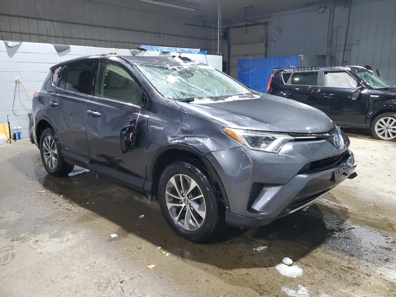 2018 Toyota RAV 4 - Image 4