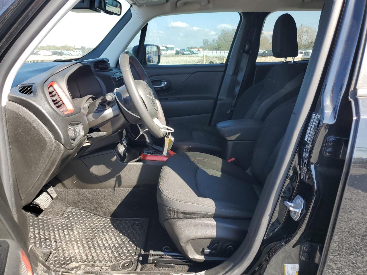 2020 Jeep Renegade - Image 7