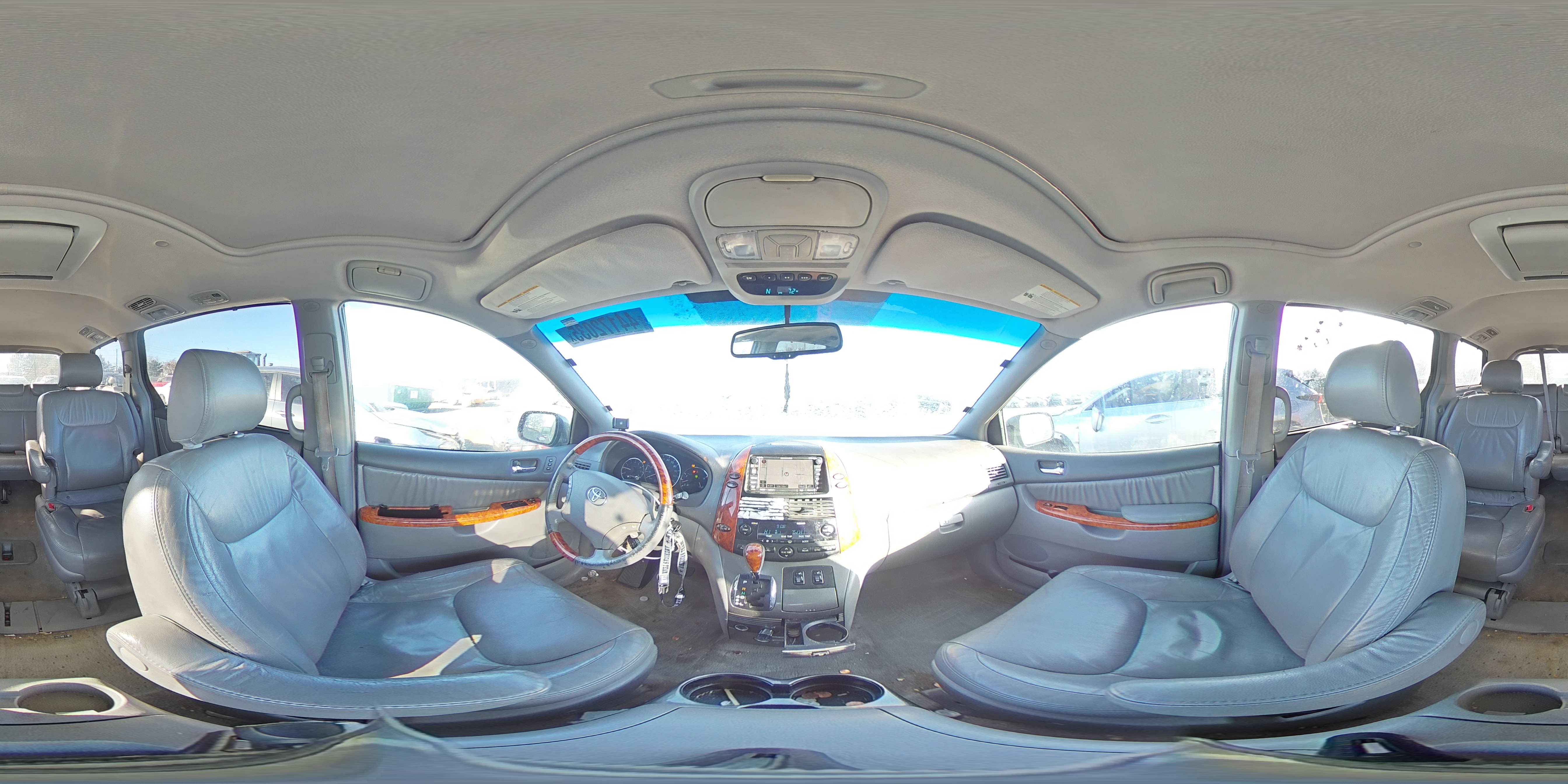 2007 Toyota Sienna - Image 14