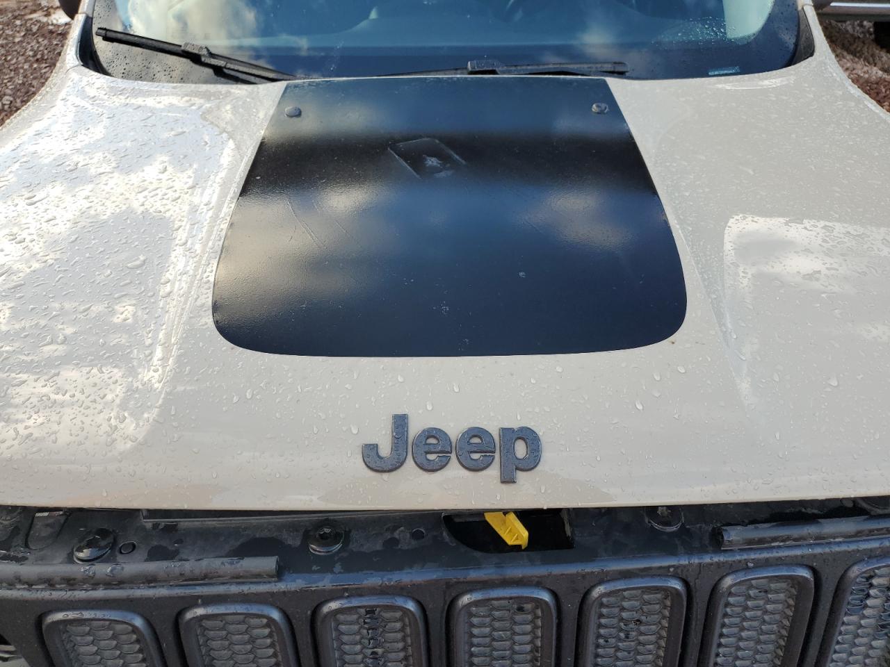 2016 Jeep Renegade - Image 12