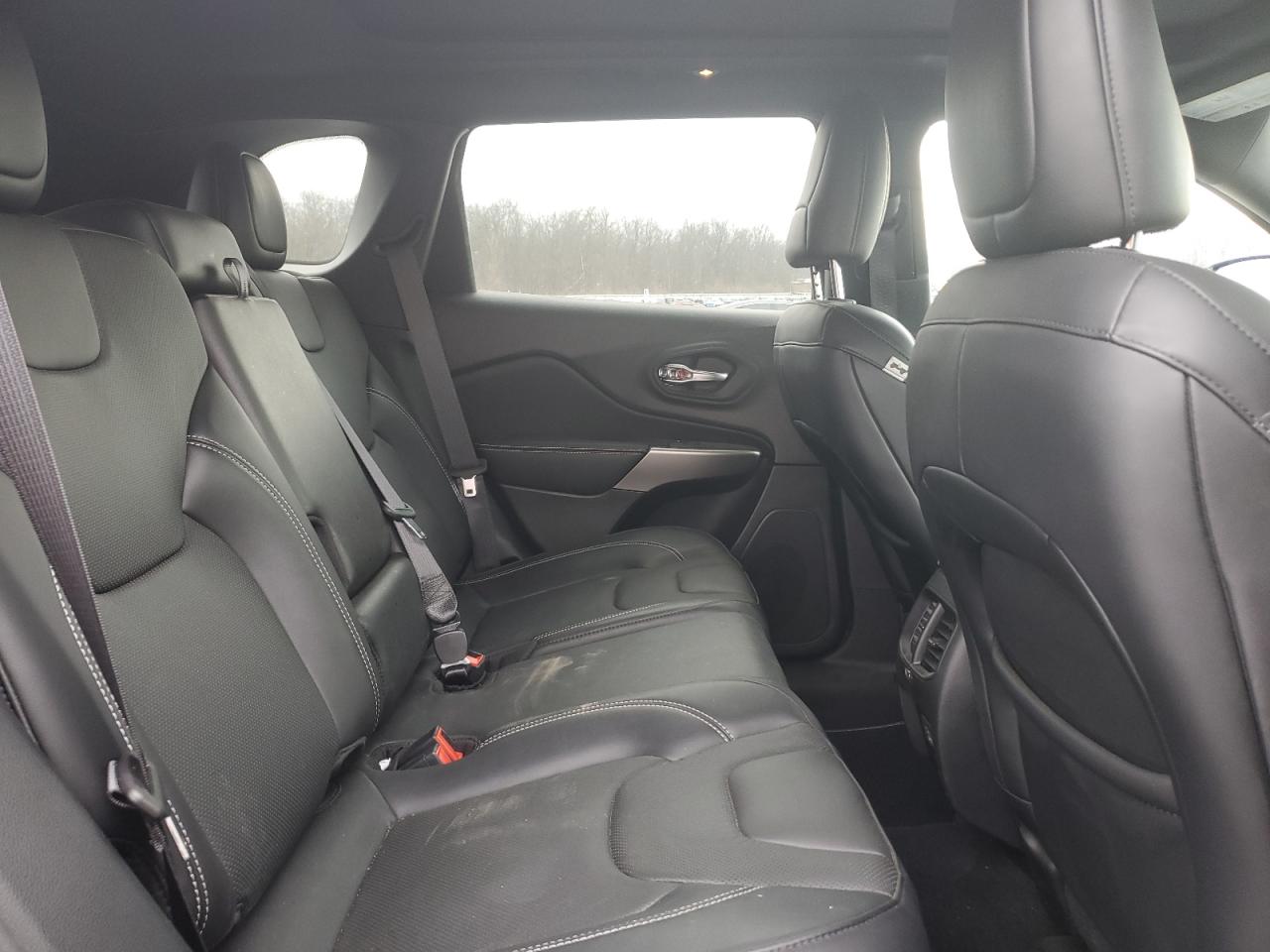 2021 Jeep Grand Cherokee - Image 11