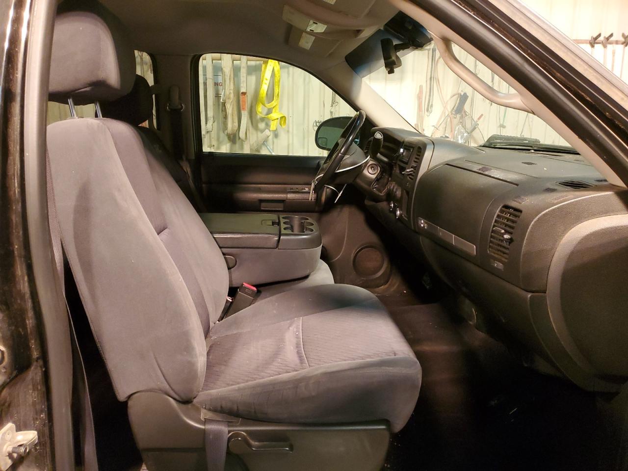 2009 Chevrolet Silverado - Image 7