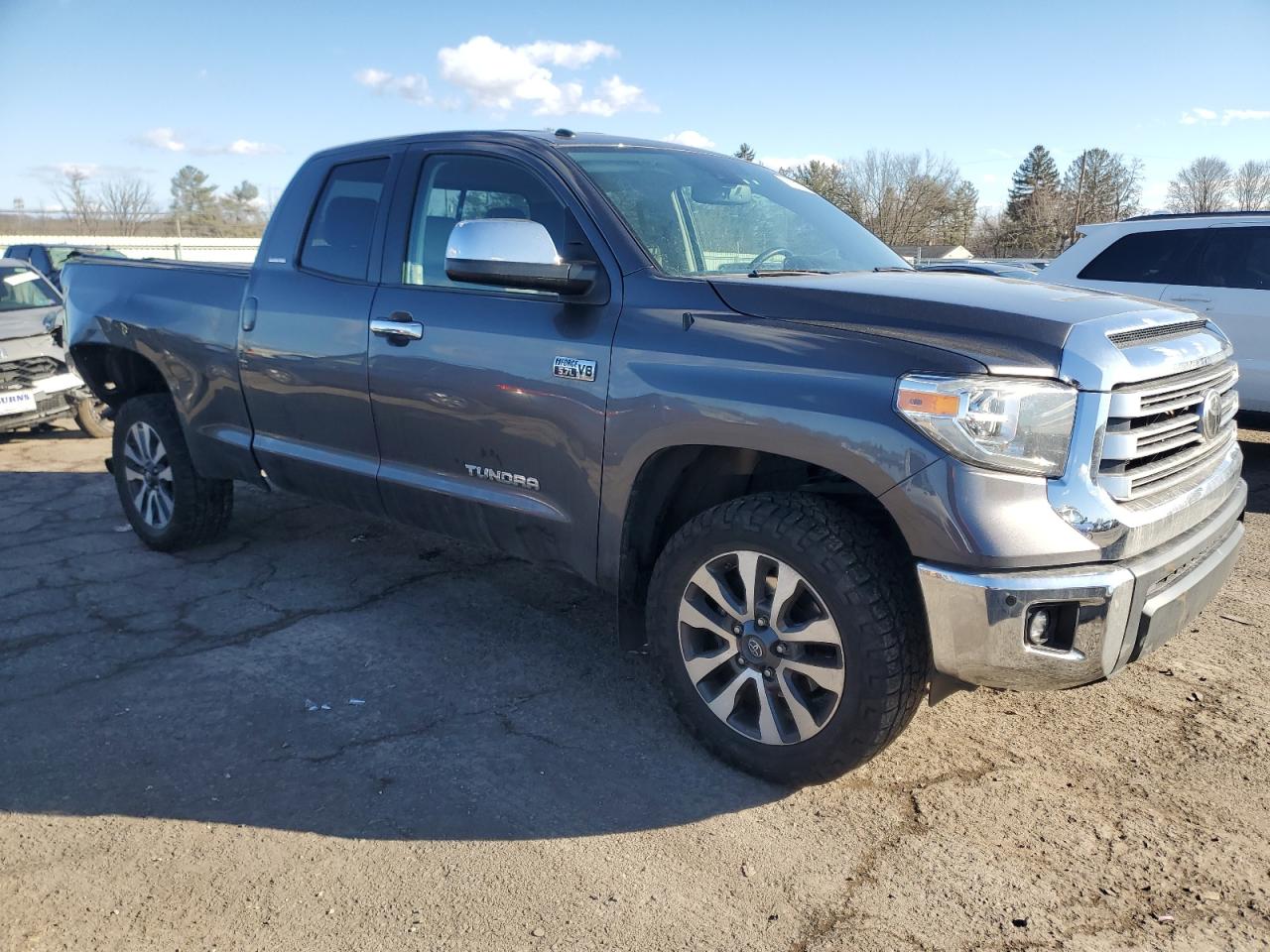 2018 Toyota Tundra - Image 4
