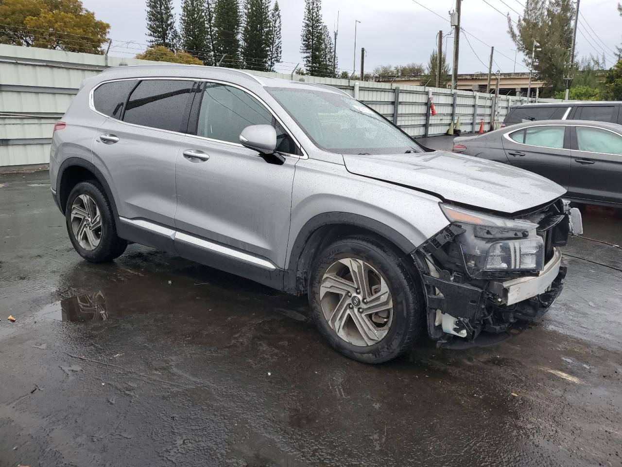 2021 Hyundai Santa Fe - Image 4