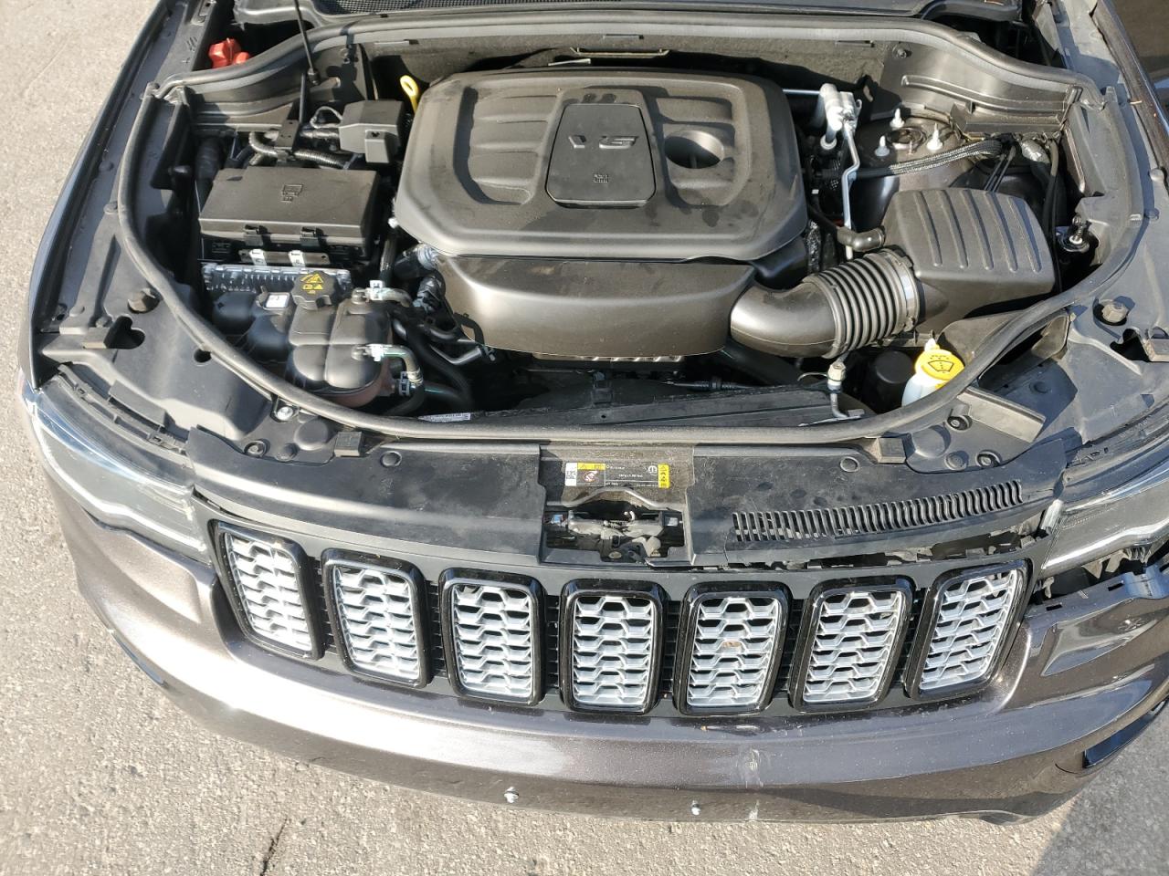 2021 Jeep Grand Cherokee - Image 13