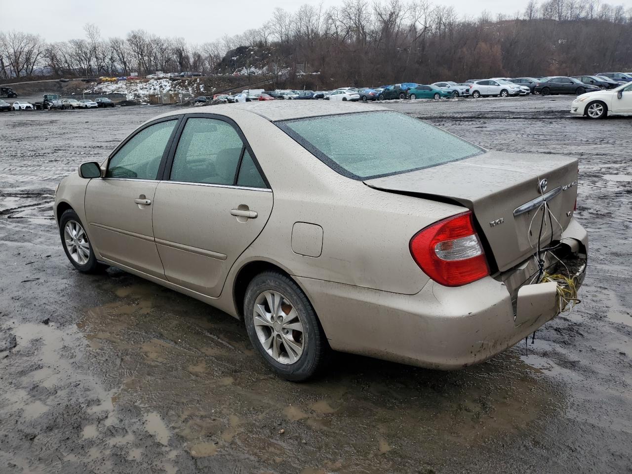 2004 Toyota Camry - Image 2