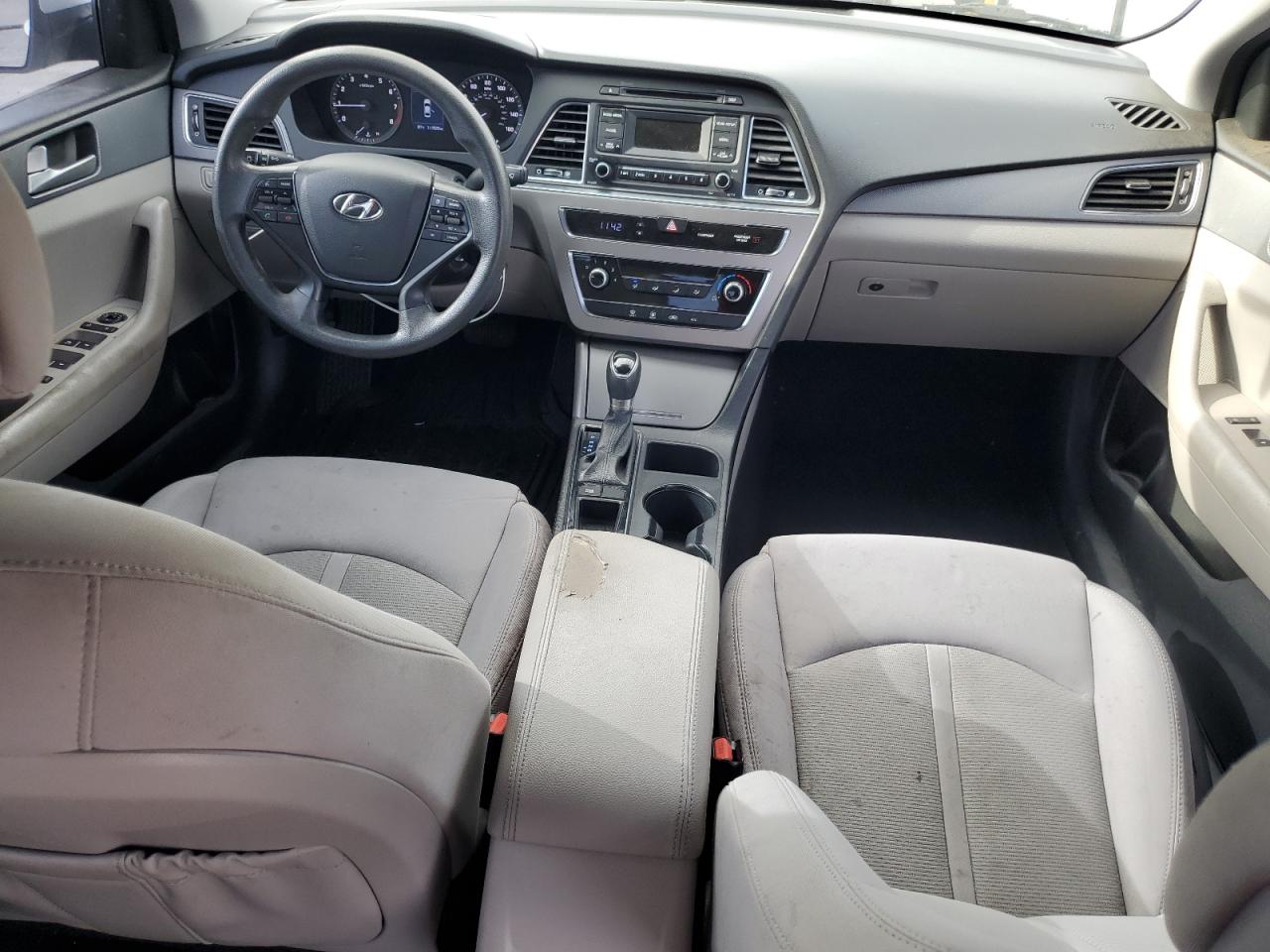 2017 Hyundai Sonata - Image 8