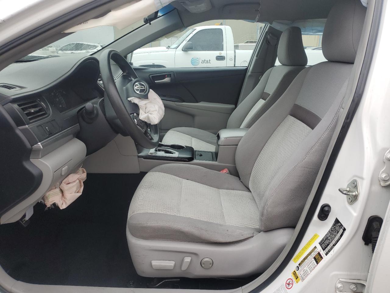 2014 Toyota Camry - Image 7