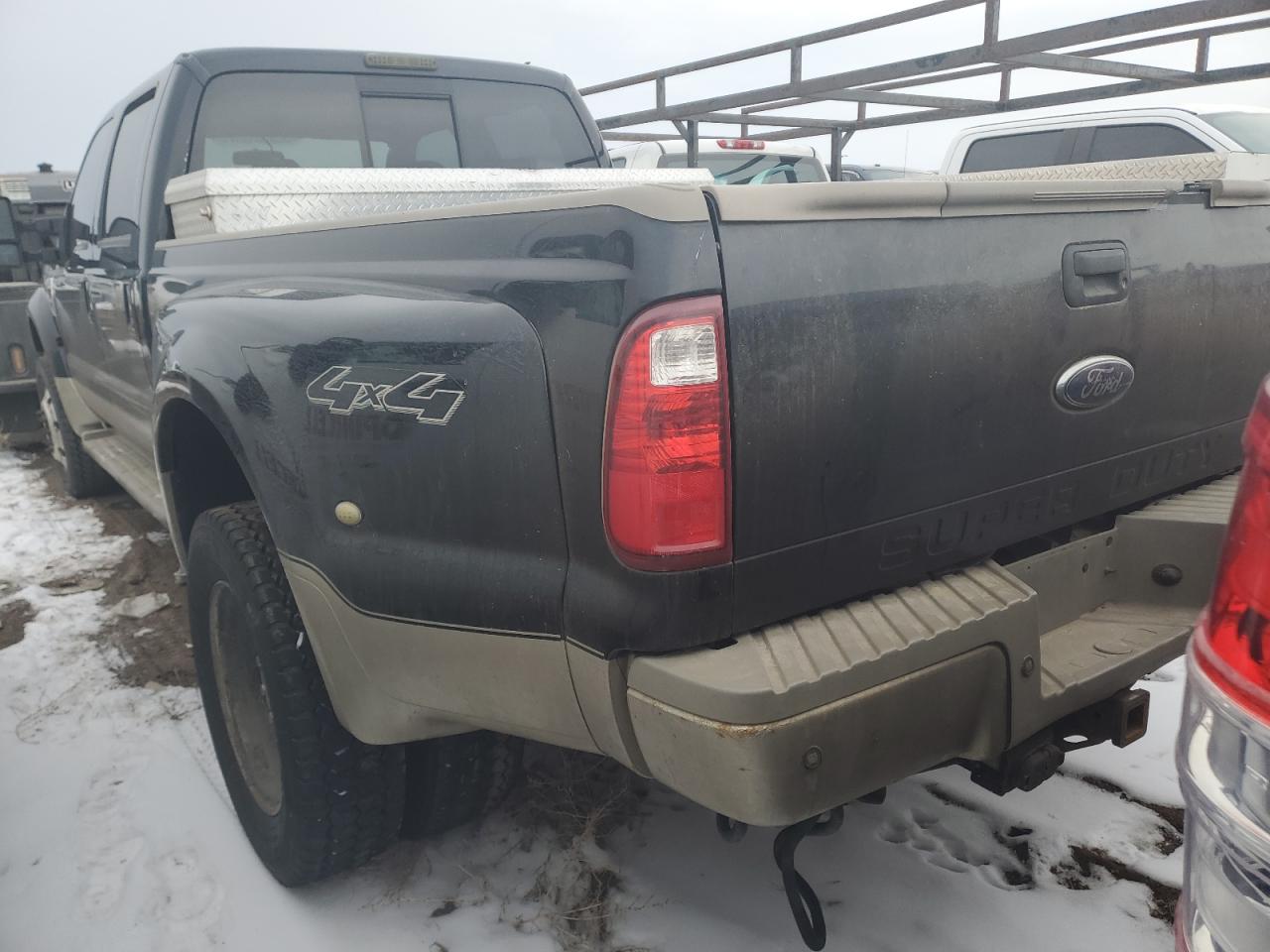 2008 Ford F450 - Image 2
