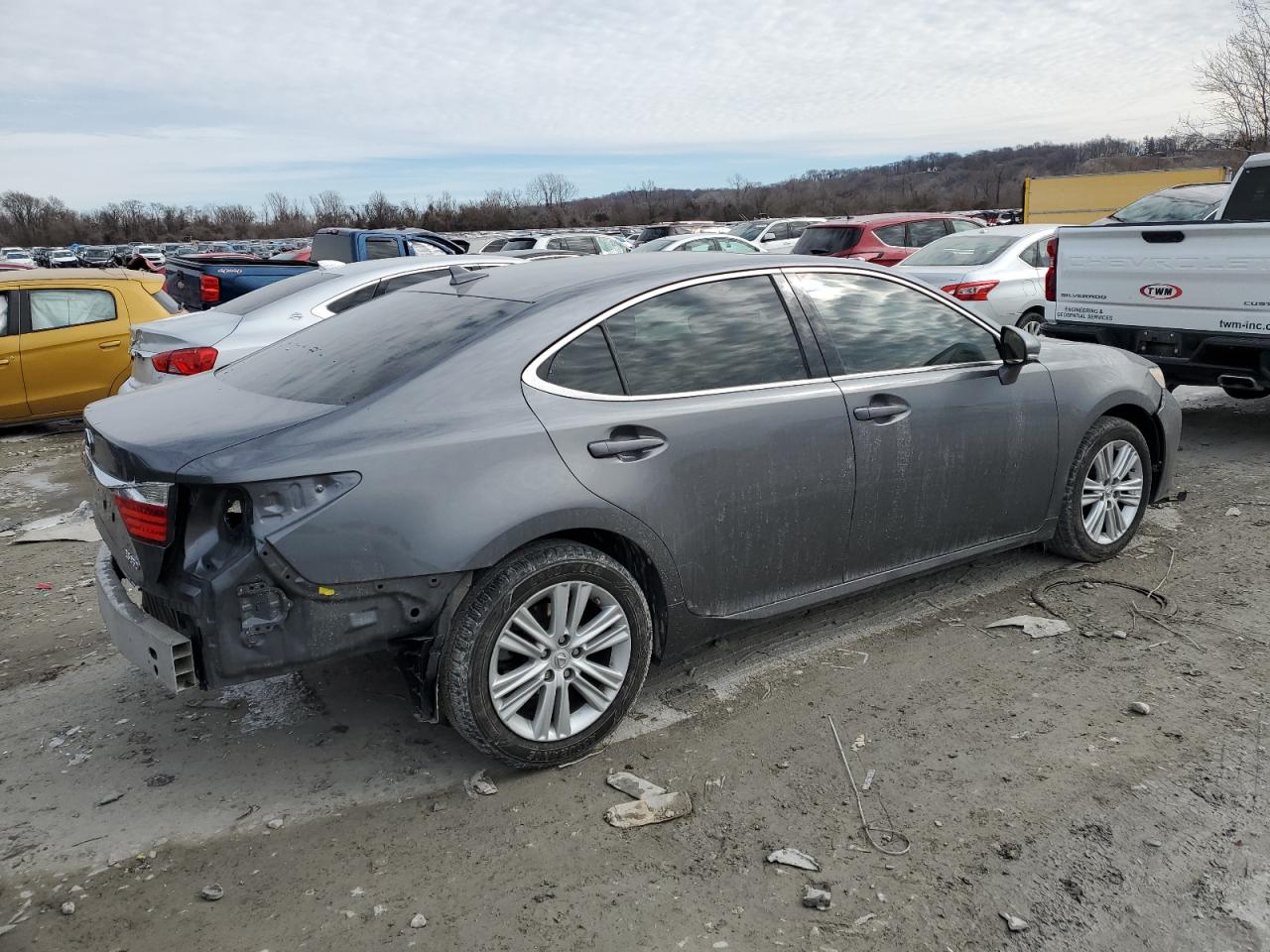 2014 Lexus ES - Image 3
