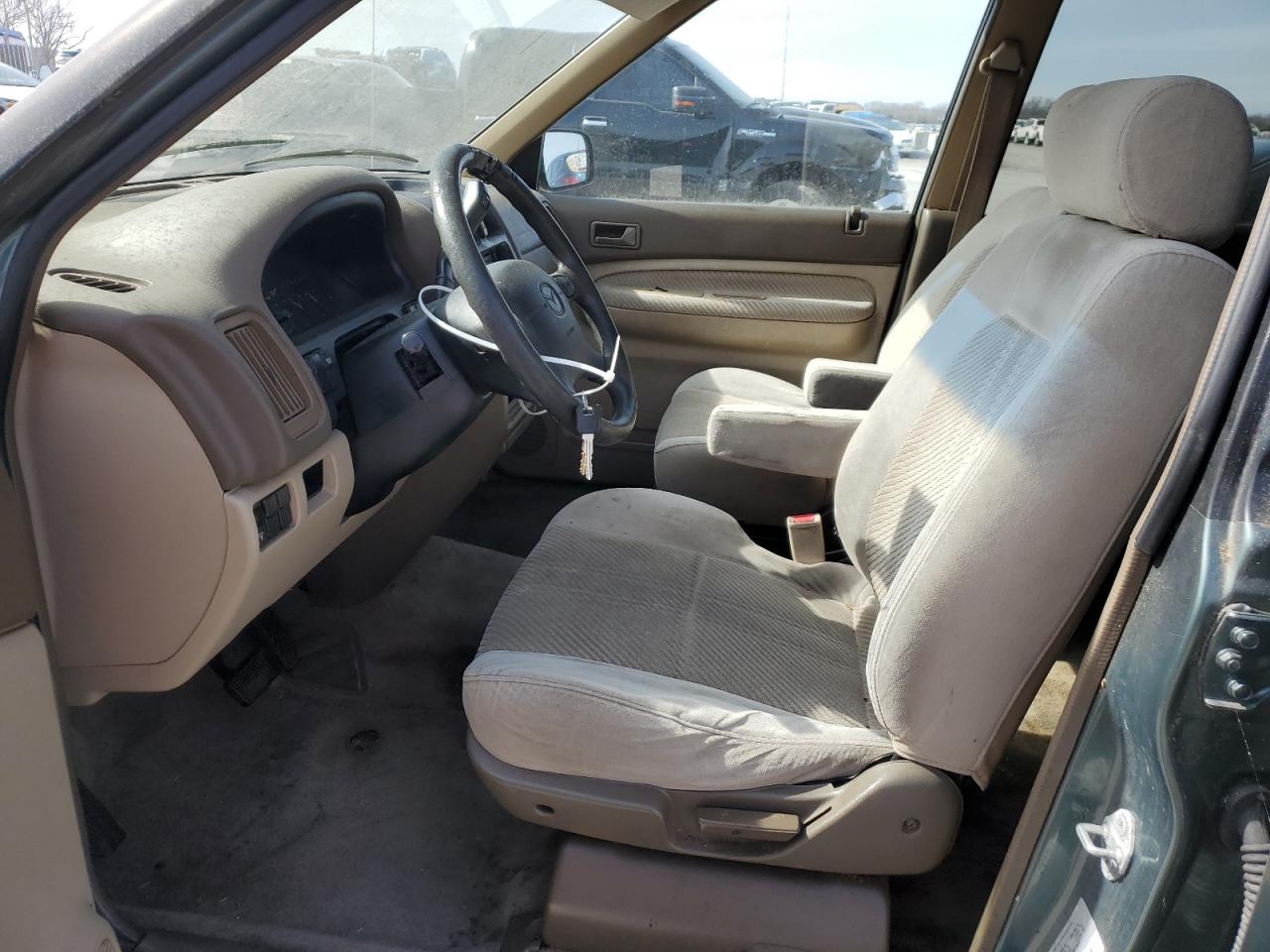 1998 Mazda Mpv Wagon VIN: JM3LV5220W0840483 Lot: 87939685
