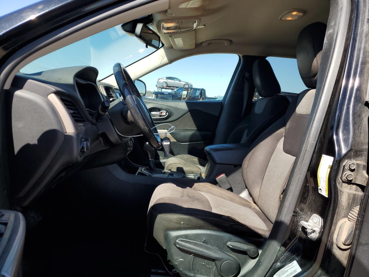 2017 Jeep Grand Cherokee - Image 7