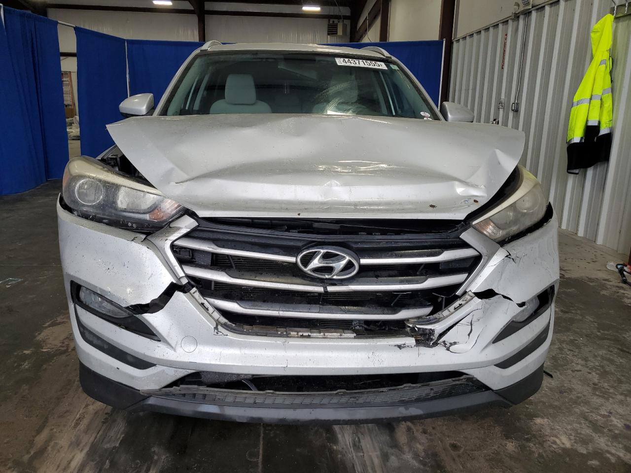 2017 Hyundai Tucson - Image 5