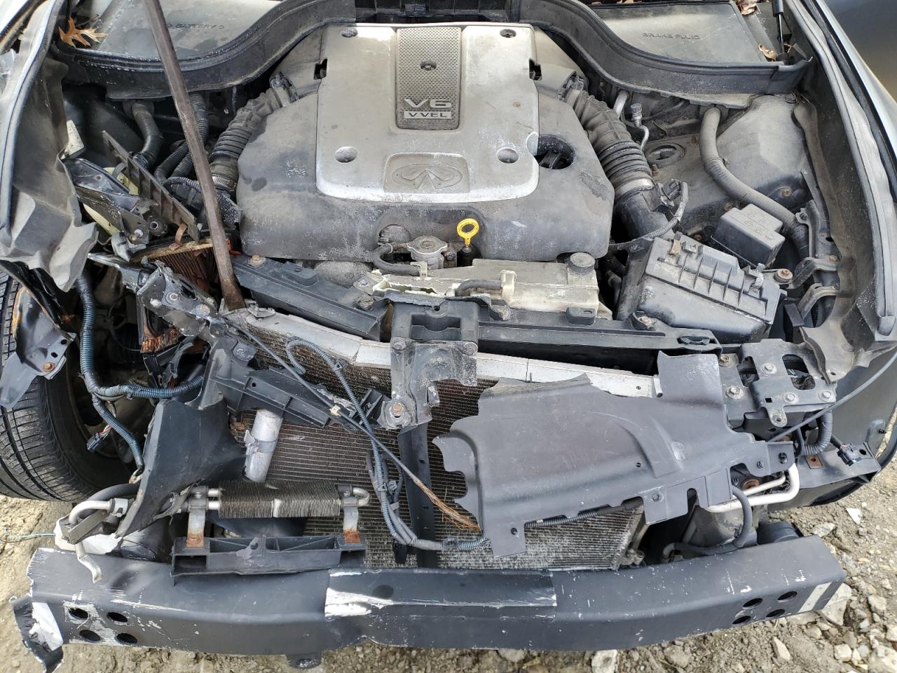 2009 Infiniti G - Image 12