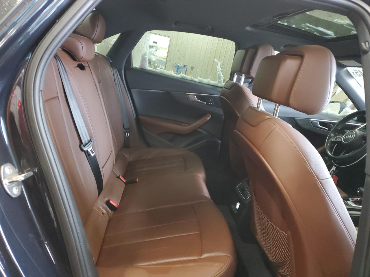 2017 Audi A4 - Image 10