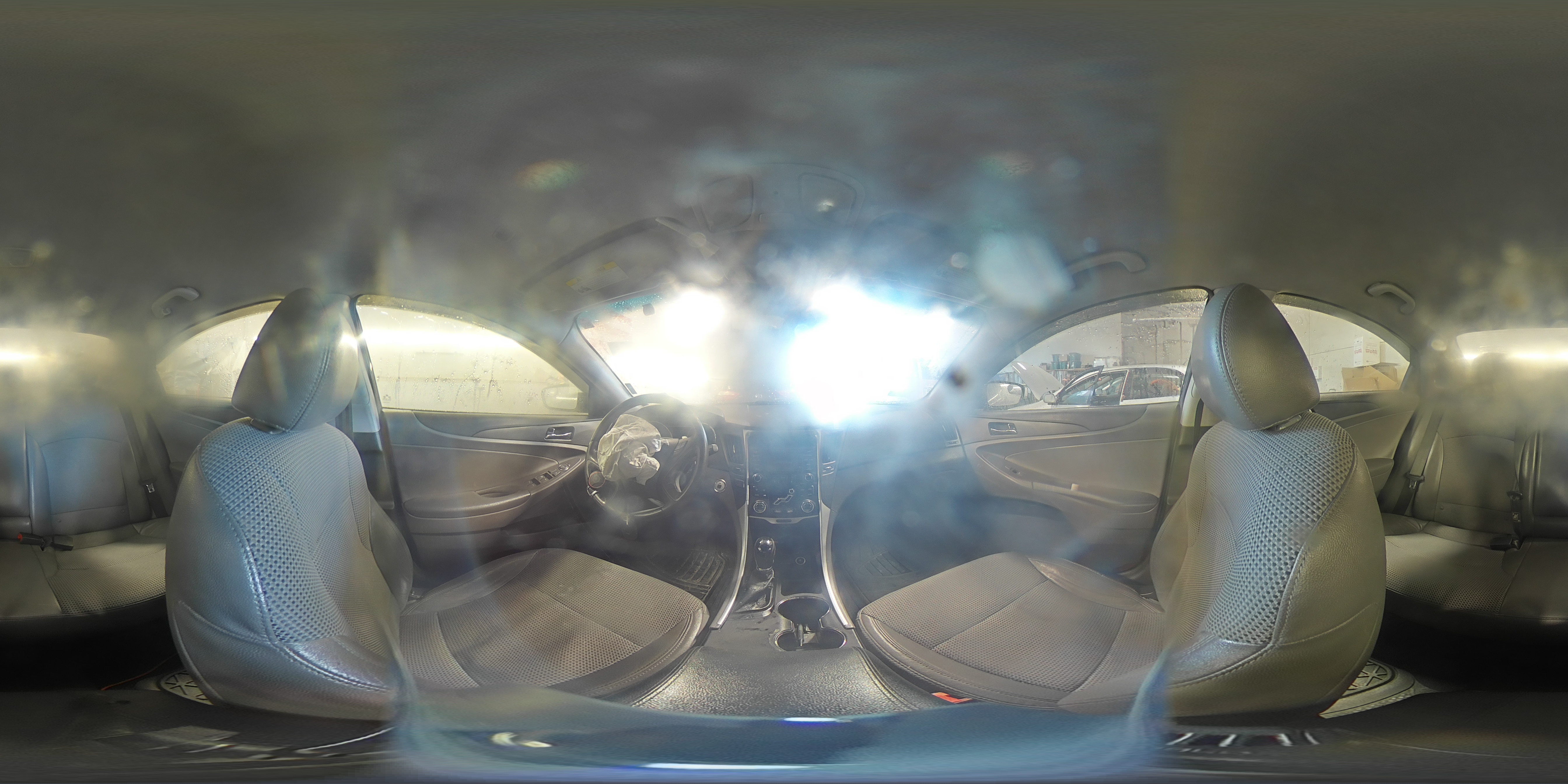2012 Hyundai Sonata - Image 14
