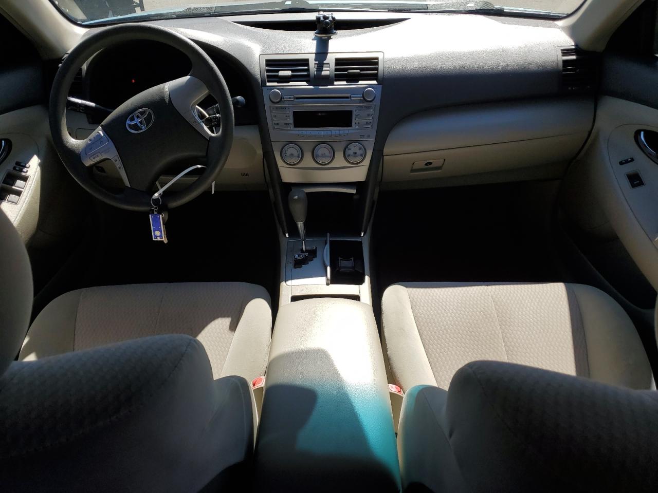 2011 Toyota Camry - Image 8