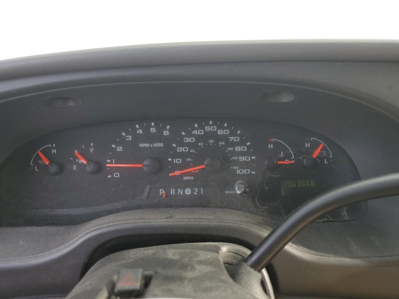 2006 Ford Econoline - Image 9