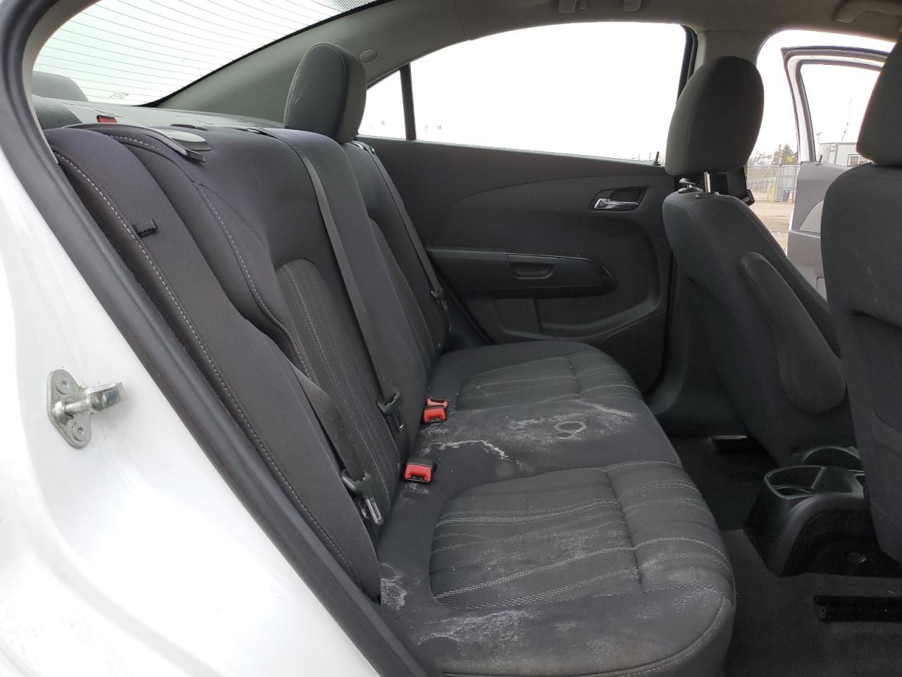 2014 Chevrolet Sonic - Image 10