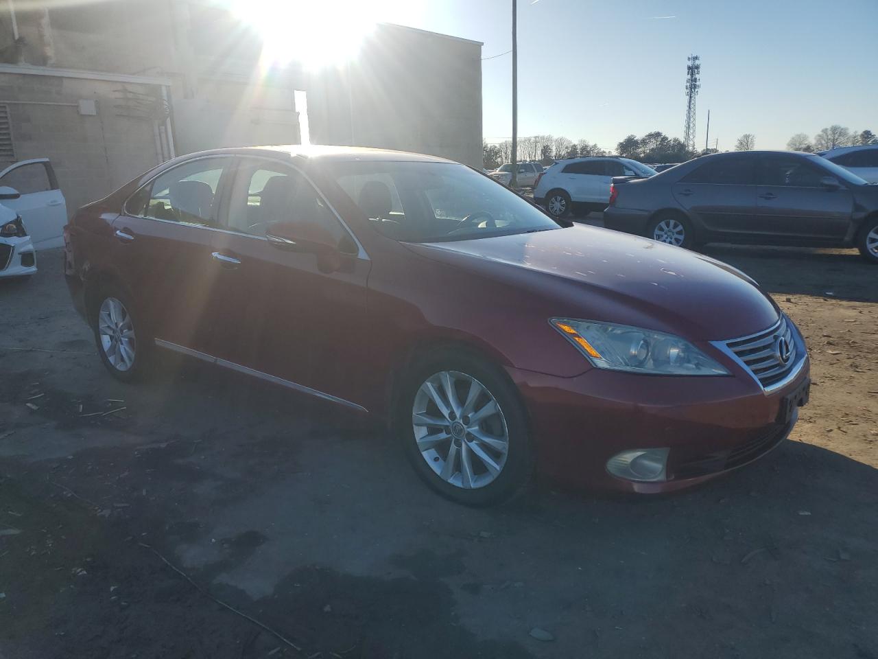 2010 Lexus ES - Image 4