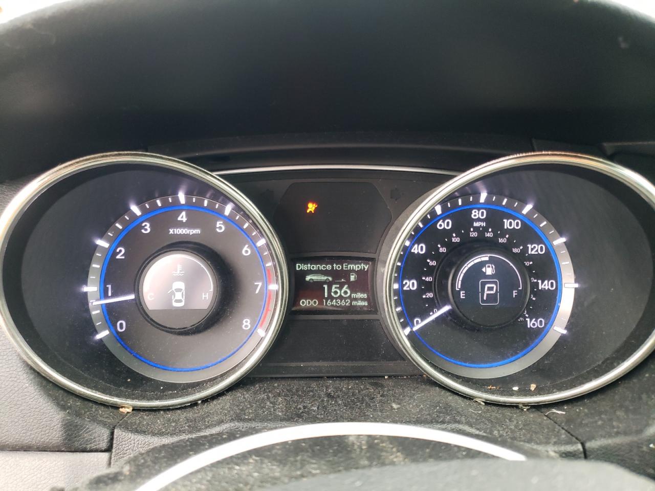 2012 Hyundai Sonata - Image 9