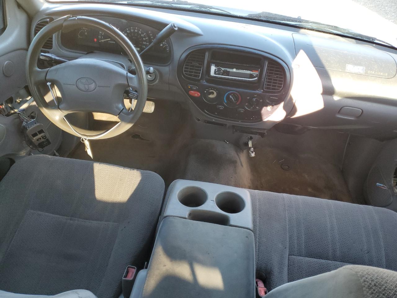2000 Toyota Tundra - Image 8