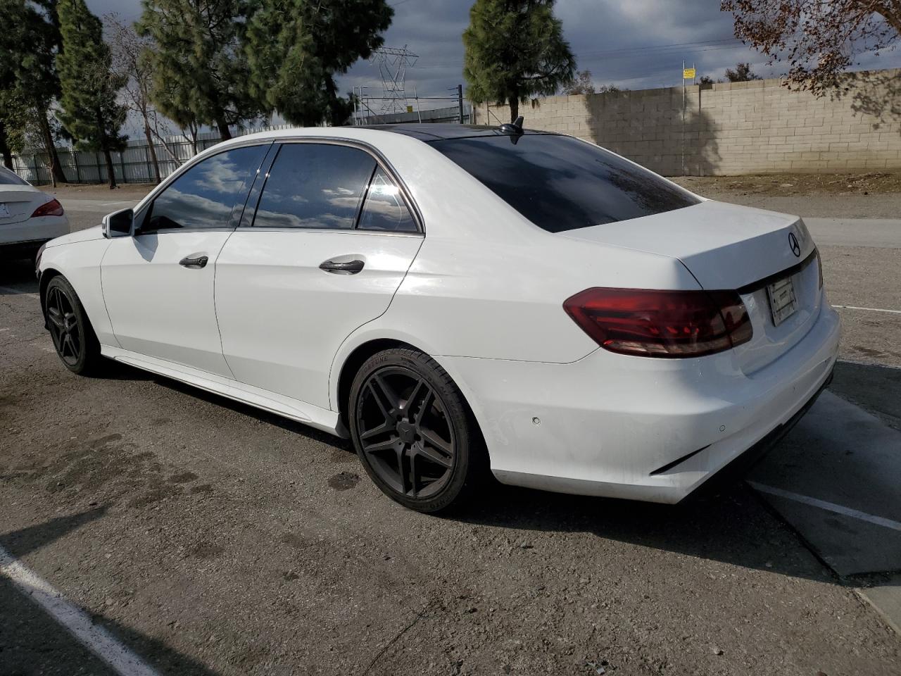 2014 Mercedes-Benz E-klasse - Image 2