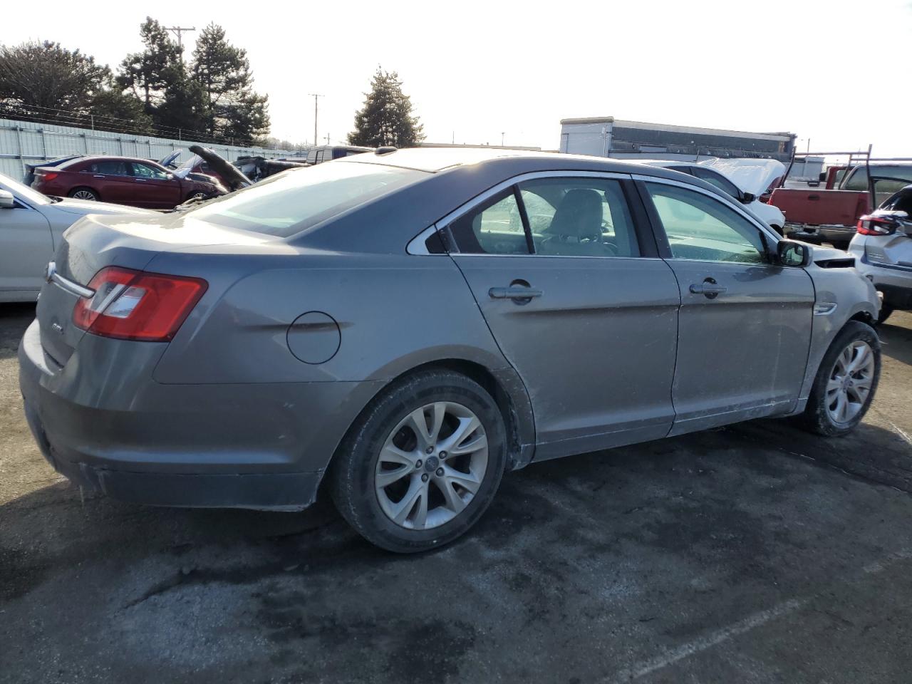 2012 Ford Taurus - Image 3