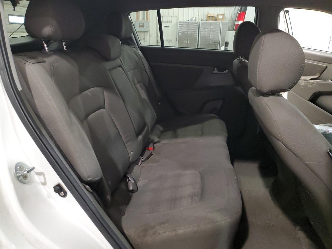 2012 Kia Sportage - Image 11