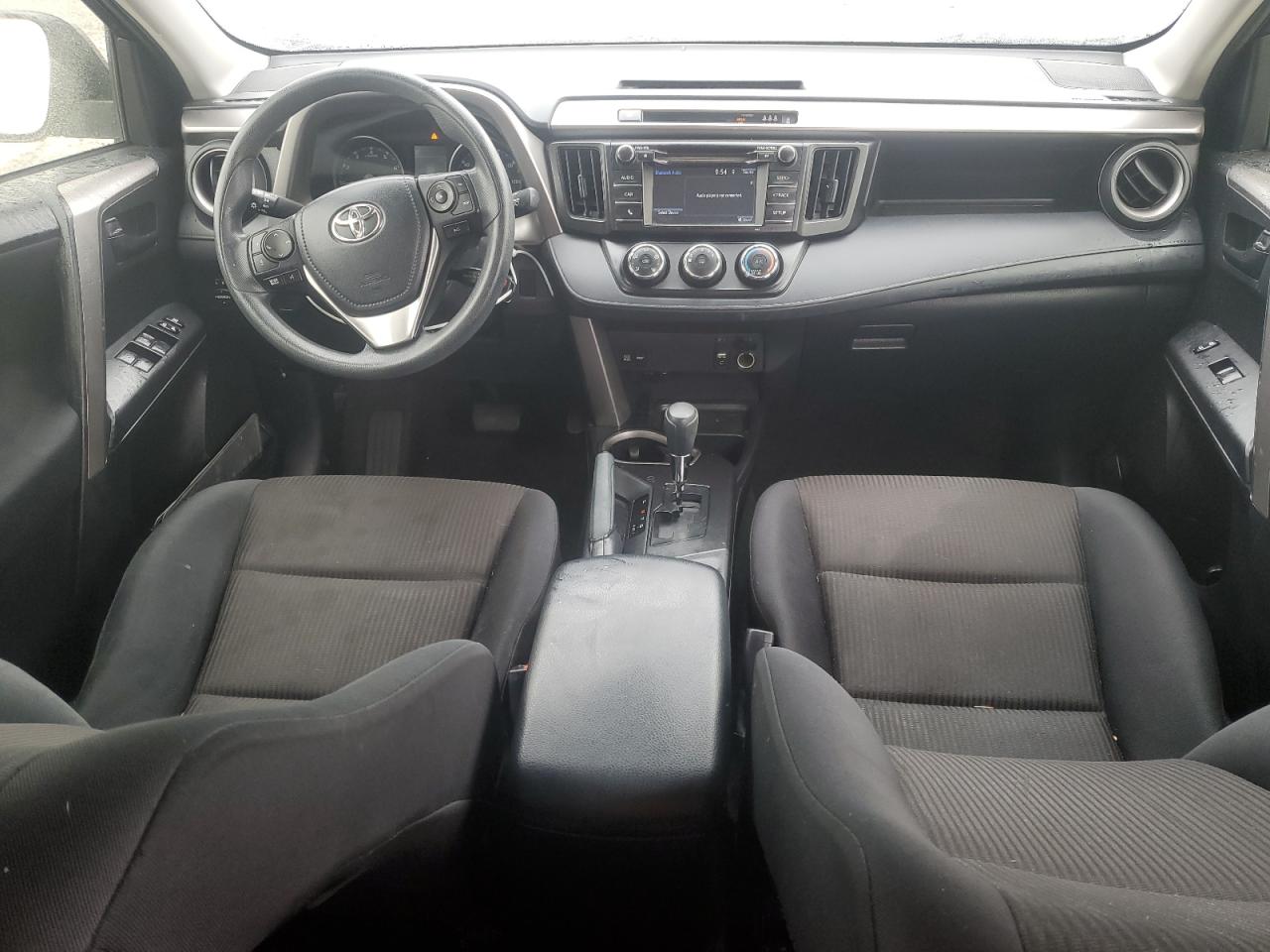 2017 Toyota RAV 4 - Image 8