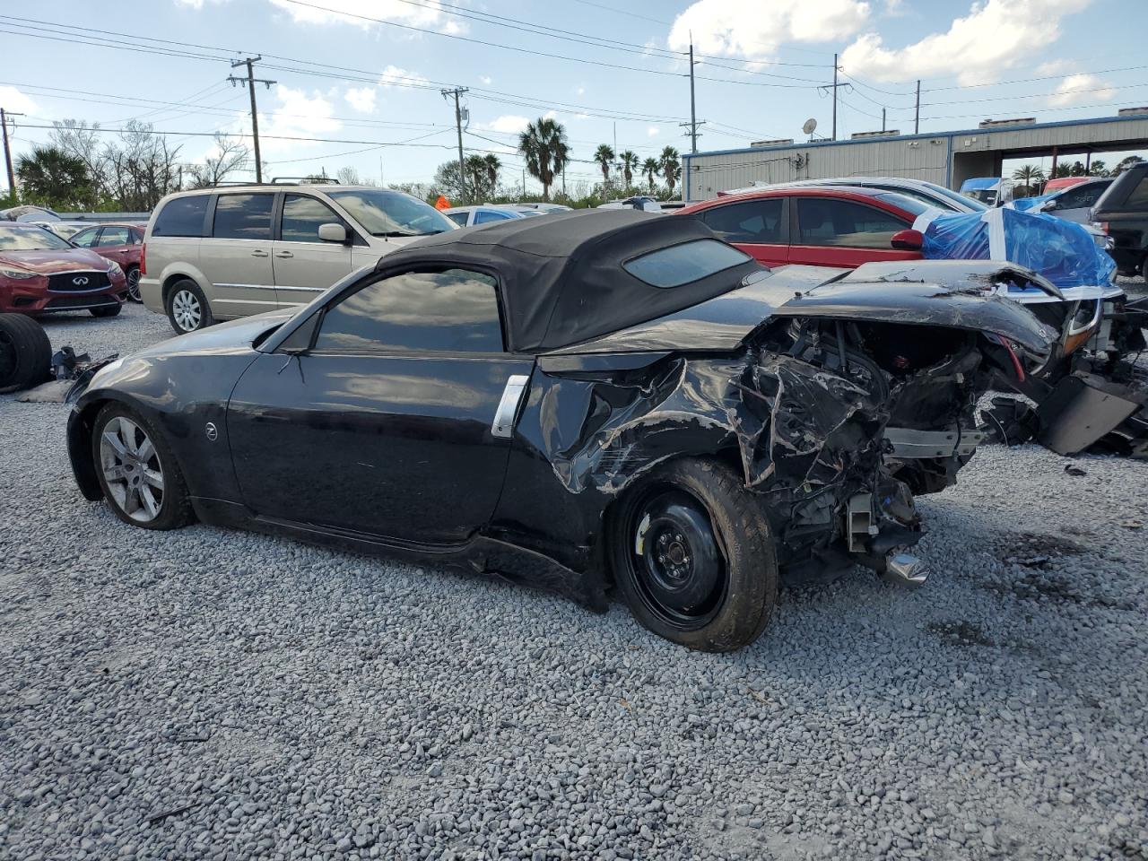 2004 Nissan 350Z - Image 2