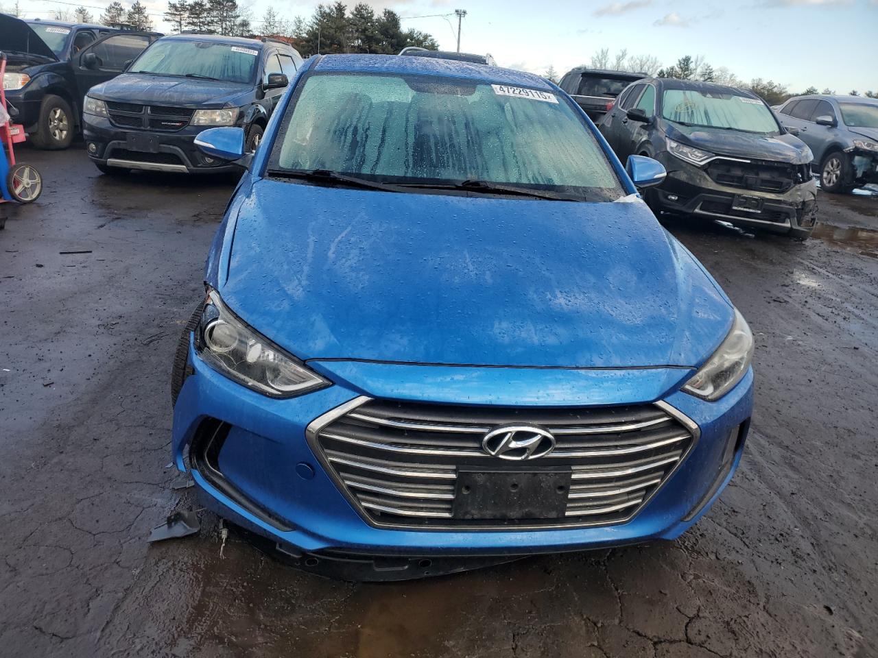 2017 Hyundai Elantra - Image 5