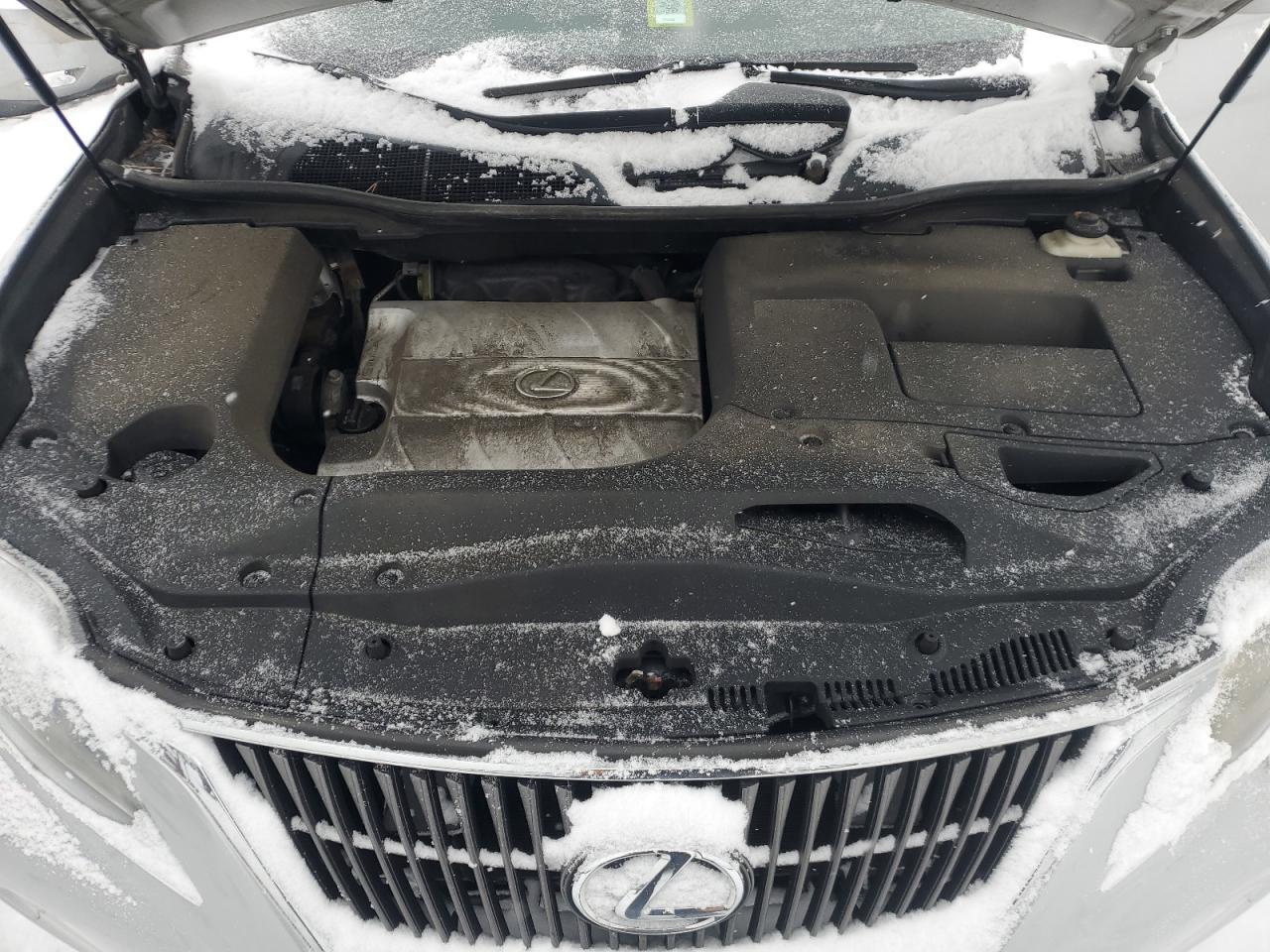 2010 Lexus RX - Image 12