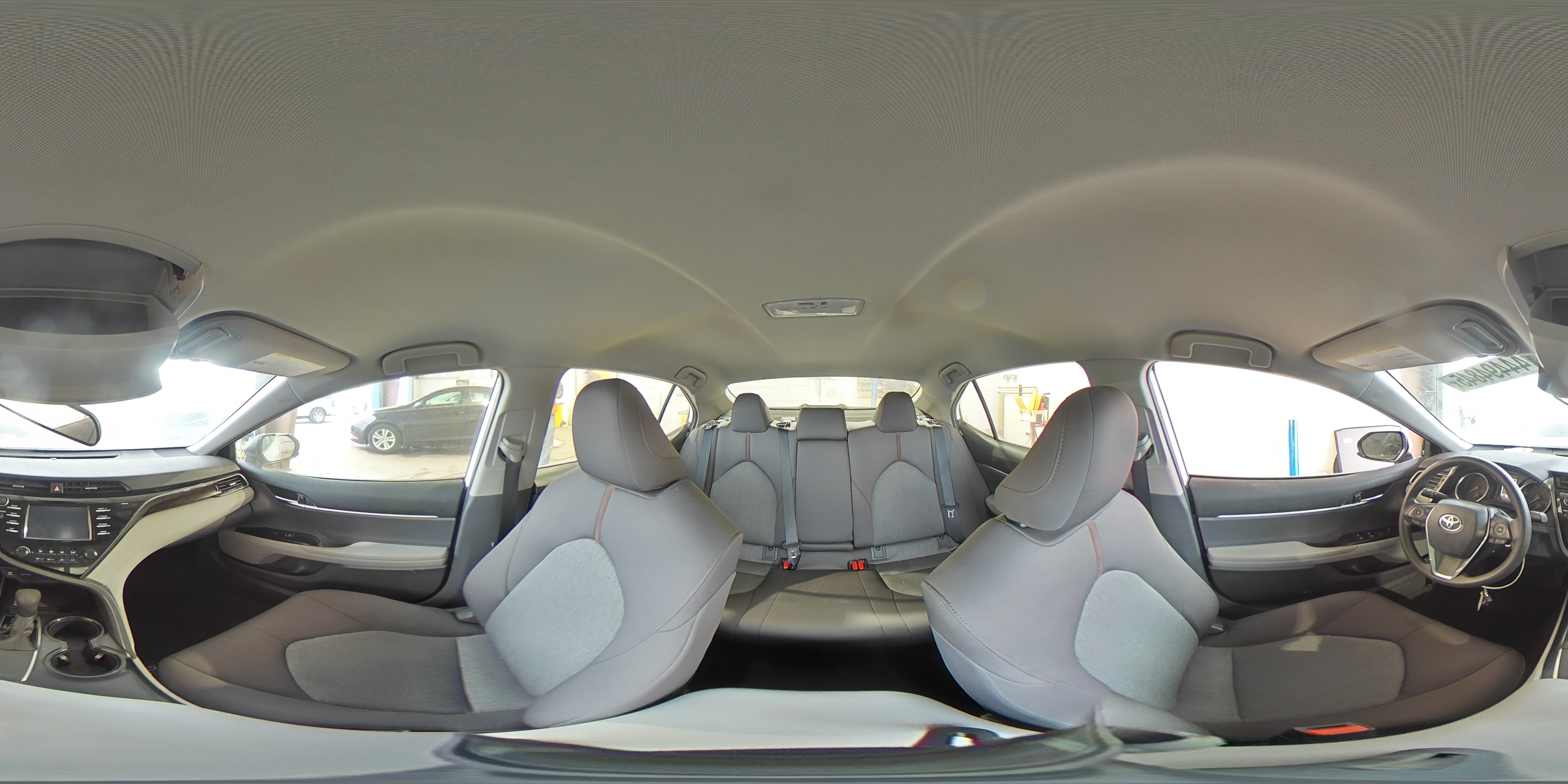 2019 Toyota Camry - Image 14