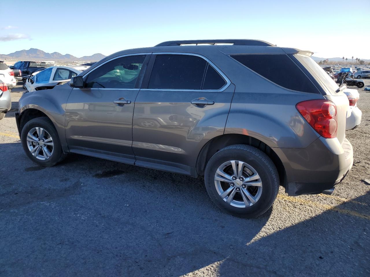 2012 Chevrolet Equinox - Image 2