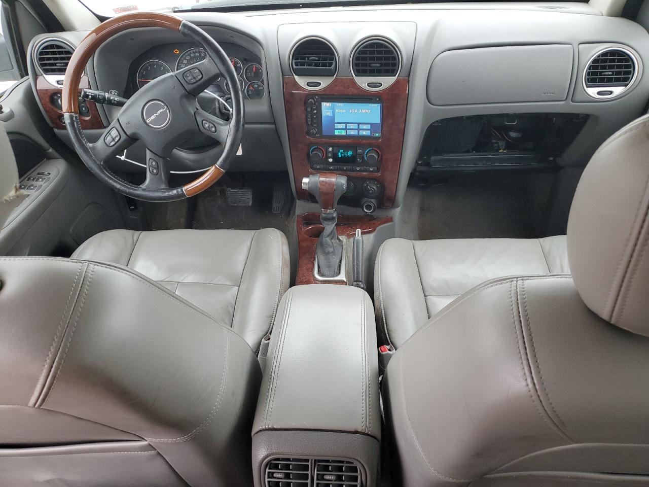 2008 GMC Envoy - Image 8