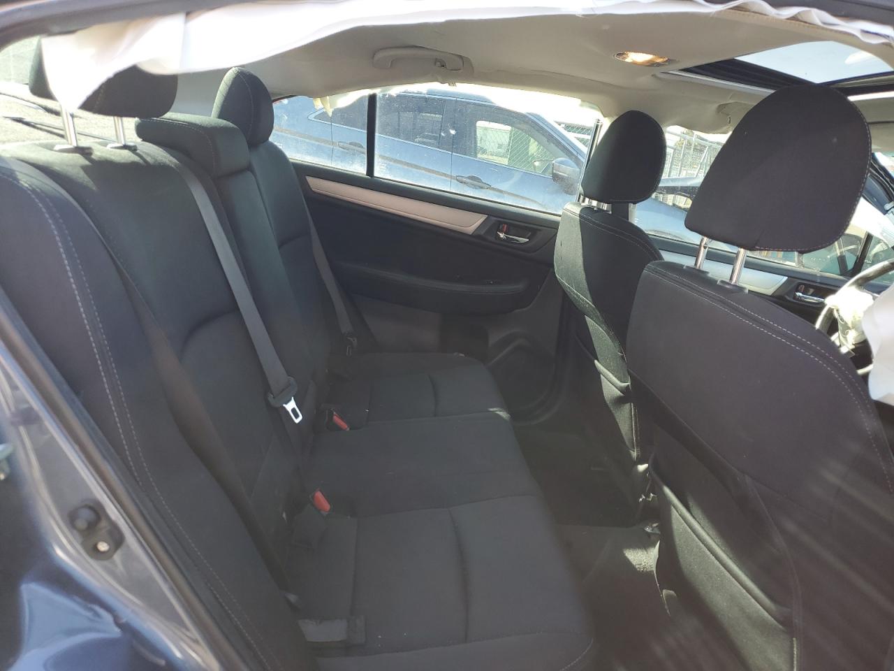 2017 Subaru Legacy - Image 10
